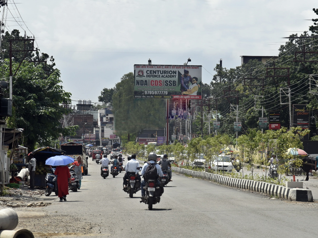 Sahastradhara Road